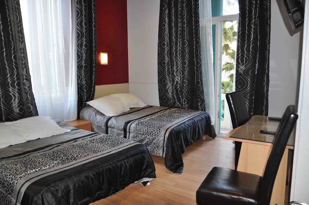 Hotel Carlone
