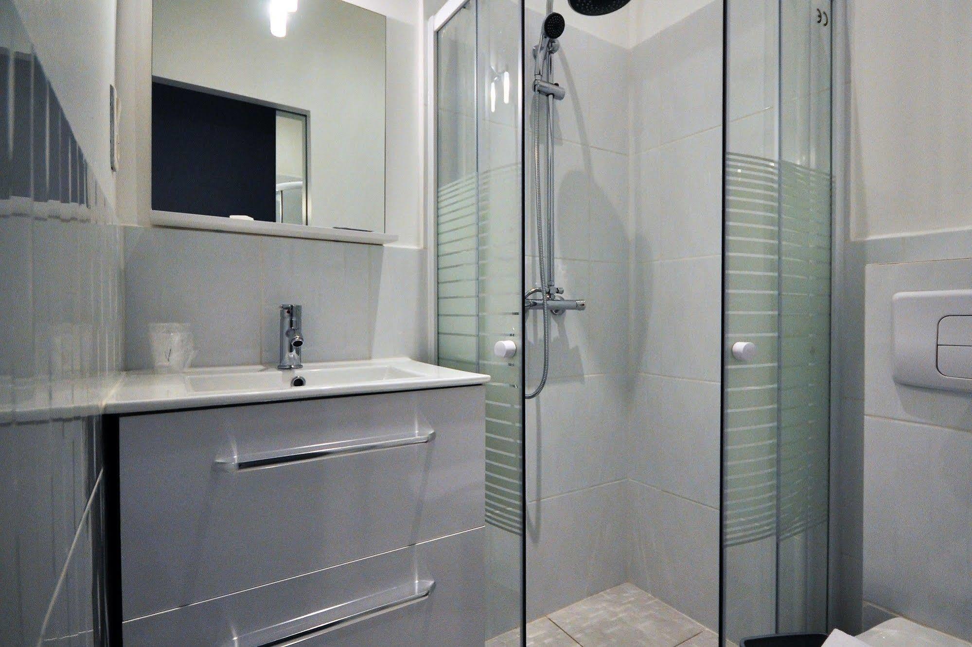 Hotel Carlone 2*